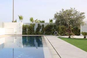 Diseño de casa con piscina en Barcelona